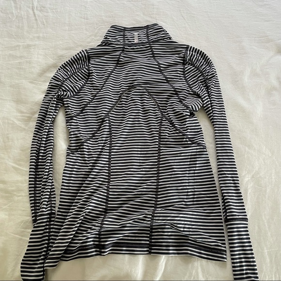 Zella long sleeve shirt - Picture 3 of 4